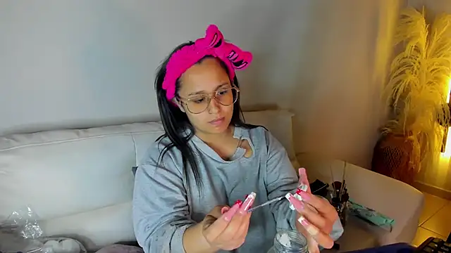 Snapshot of _adahara_queen chatting on October 2025 03:49:02 AM adahara queen online show from October 2025 03:49:02 AM