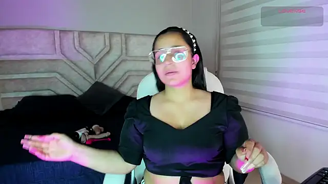 Snapshot of _adahara_queen chatting on October 2025 03:29:02 AM adahara queen online show from October 2025 03:29:02 AM