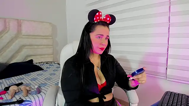 Snapshot of _adahara_queen chatting on October 2025 04:24:02 AM adahara queen online show from October 2025 04:24:02 AM