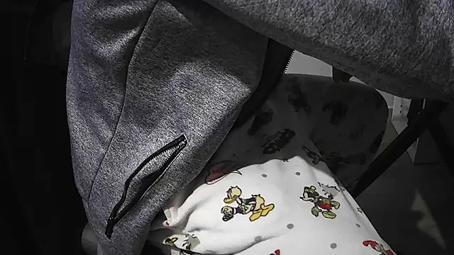 Snapshot of Pennellone98 chatting on October 2025 07:45:02 PM Pennellone98 online show from October 2025 07:45:02 PM