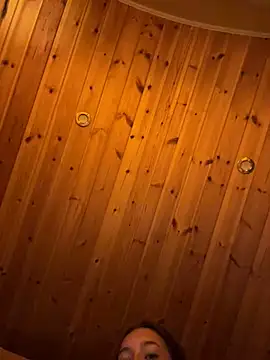 LillieOlive online show from November 2025 10:10:02 PM