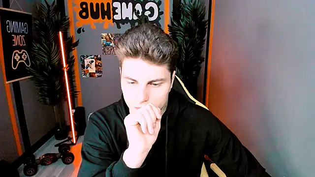 JackWolw online show from October 2025 12:12:02 PM