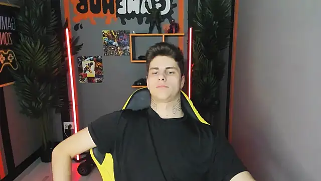 JackWolw online show from October 2025 10:02:01 AM