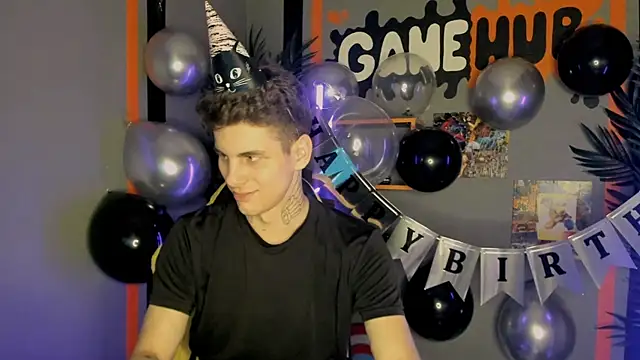 JackWolw online show from October 2025 09:13:02 AM