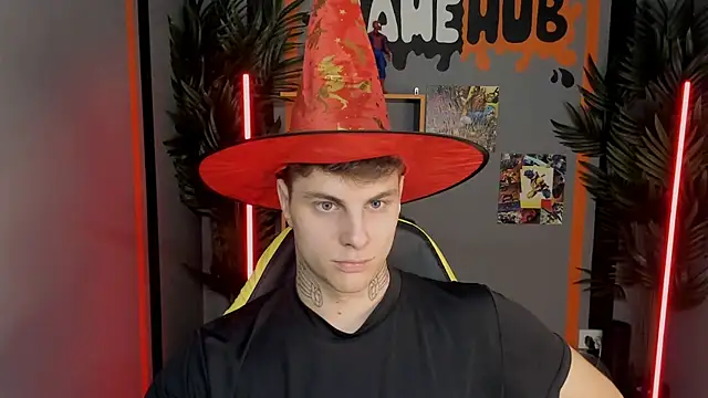 JackWolw online show from October 2025 10:06:01 AM