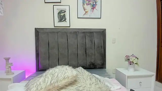 sakura Gomez online show from July 2026 11:46:02 PM