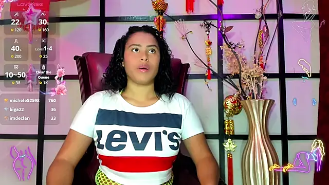 Snapshot of amy_wife chatting on September 2025 07:35:01 PM amy wife online show from September 2025 07:35:01 PM