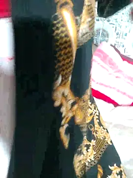 Hot-lino online show from November 2025 07:36:03 PM