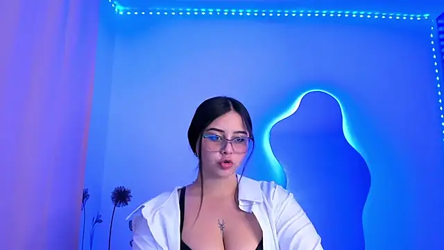 val ferrer online show from September 2025 11:54:01 PM