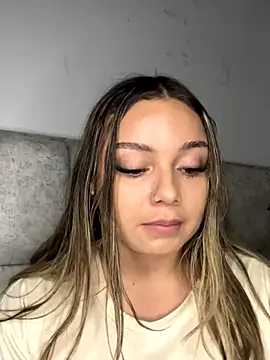 AnnyLopezzz  online show from September 2025 07:14:02 PM