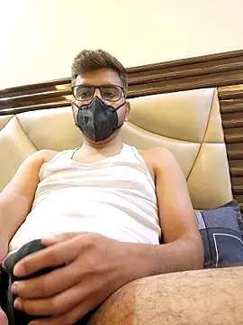 LoveGuruRA online show from October 2025 04:53:02 AM