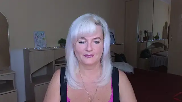 Snapshot of Vina_Vision chatting on September 2025 10:20:01 AM Vina Vision online show from September 2025 10:20:01 AM