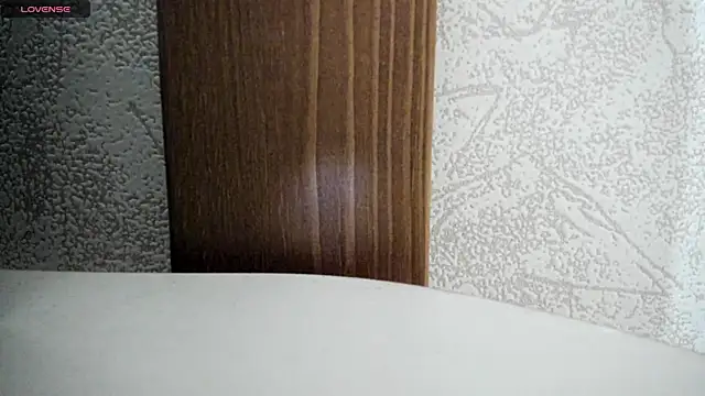 Snapshot of NoraVelin chatting on November 2025 04:50:01 PM NoraVelin online show from November 2025 04:50:01 PM