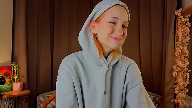 MaryroseRoeder online show from October 2025 02:45:01 AM