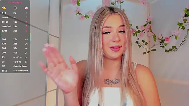 Snapshot of AliaBuerstatte chatting on September 2025 07:41:01 PM AliaBuerstatte online show from September 2025 07:41:01 PM