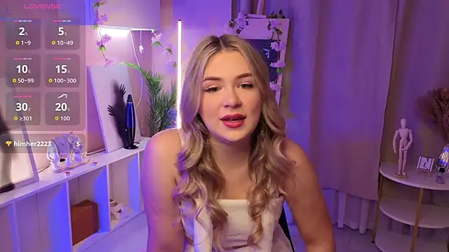 Snapshot of AliaBuerstatte chatting on October 2025 07:36:02 PM AliaBuerstatte online show from October 2025 07:36:02 PM