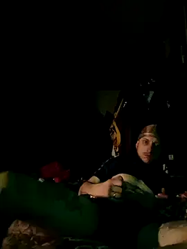 MODEST11 MMiILOO AMARO online show from December 2025 04:10:02 AM