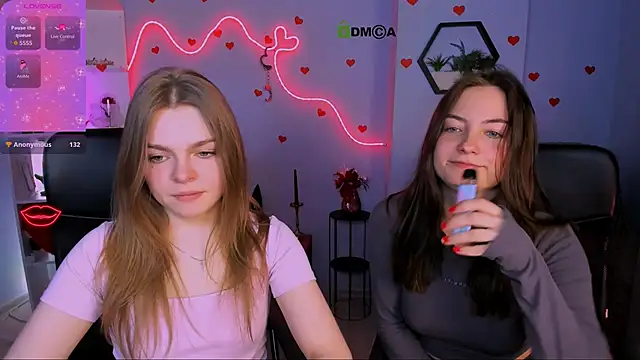 veronica bubble online show from April 2026 07:27:01 PM