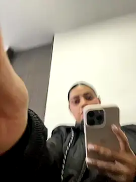 AlannaEvons online show from October 2025 09:45:01 PM