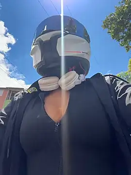 AlannaEvons online show from April 2026 06:16:01 PM