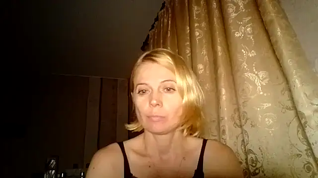 LiluXRose online show from September 2025 08:34:02 PM