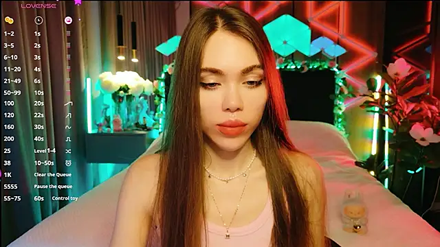 MimiFors online show from September 2025 04:53:02 PM