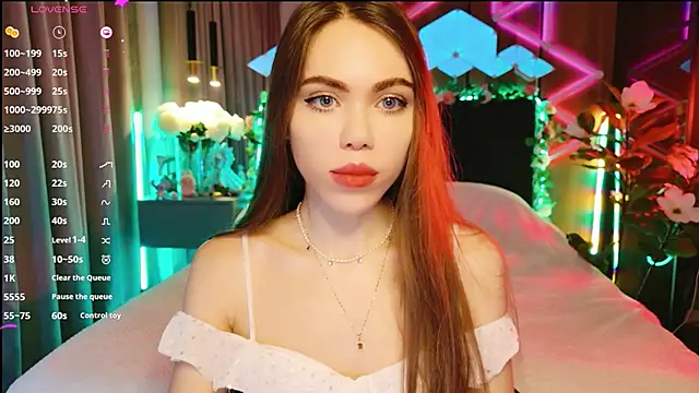 MimiFors online show from September 2025 04:23:01 PM