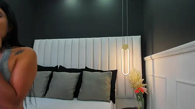  luna rosse  online show from September 2025 09:27:01 PM