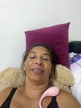 maleja23 online show from November 2025 02:55:02 AM