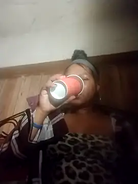 Ladiv33 online show from November 2025 05:36:02 PM