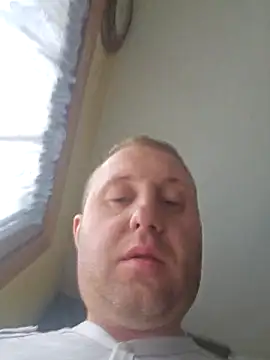 Snapshot of Ricotta1 chatting on February 2026 05:11:01 PM Ricotta1 online show from February 2026 05:11:01 PM