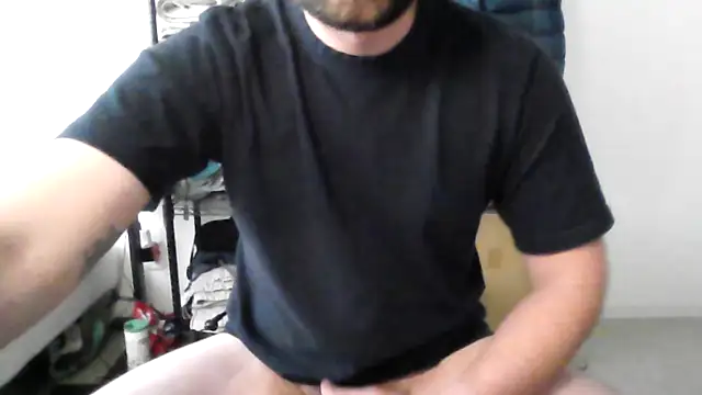 Snapshot of hornyjoe_xxx chatting on May 2026 08:31:01 AM hornyjoe xxx online show from May 2026 08:31:01 AM