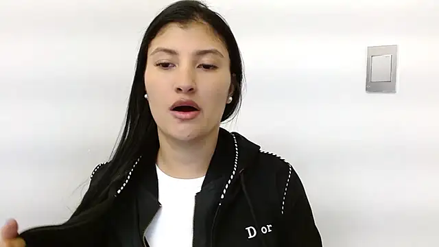 Snapshot of louis_k chatting on February 2025 11:22:02 AM louis k online show from February 2025 11:22:02 AM