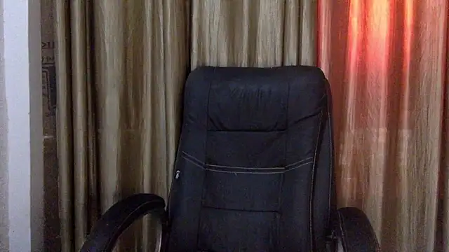 Snapshot of _Vanila chatting on September 2025 04:47:02 AM Vanila online show from September 2025 04:47:02 AM