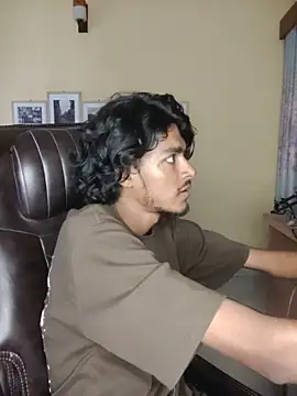 Snapshot of thecatfish chatting on October 2025 06:39:02 AM thecatfish online show from October 2025 06:39:02 AM