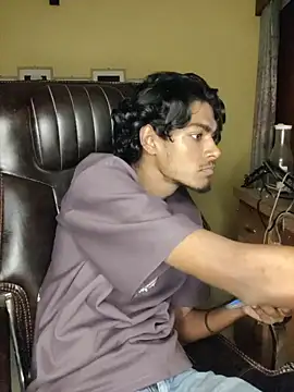 Snapshot of thecatfish chatting on November 2025 11:22:02 AM thecatfish online show from November 2025 11:22:02 AM