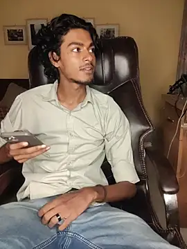 Snapshot of thecatfish chatting on November 2025 09:36:01 PM thecatfish online show from November 2025 09:36:01 PM