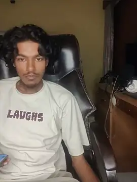 Snapshot of thecatfish chatting on November 2025 12:11:02 AM thecatfish online show from November 2025 12:11:02 AM