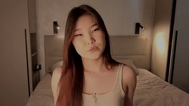 iamyuki online show from December 2025 05:13:01 AM