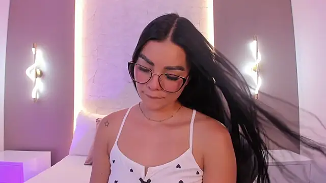 emily tolson online show from March 2026 07:21:02 PM