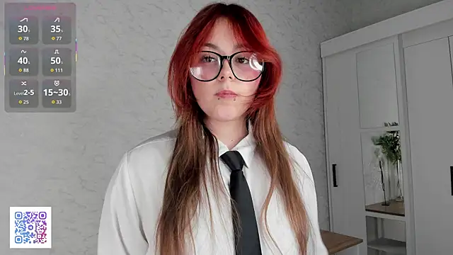 Snapshot of ClarineDurden chatting on September 2025 06:18:02 PM ClarineDurden online show from September 2025 06:18:02 PM