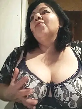 Snapshot of Tsukerochka chatting on October 2025 09:23:01 AM Tsukerochka online show from October 2025 09:23:01 AM