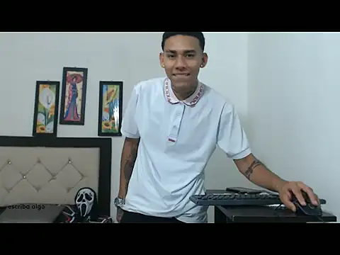 sebasbight online show from November 2025 10:10:02 PM