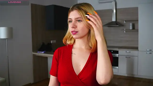 Snapshot of HermelindaKopczyk chatting on October 2025 04:32:01 AM HermelindaKopczyk online show from October 2025 04:32:01 AM