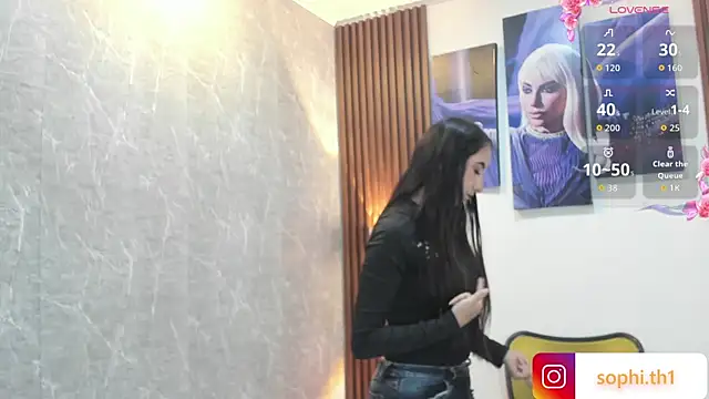 Sophi Thaylorr online show from October 2025 12:57:02 PM