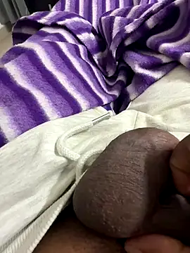 Honeyxoxx online show from December 2025 07:11:01 PM