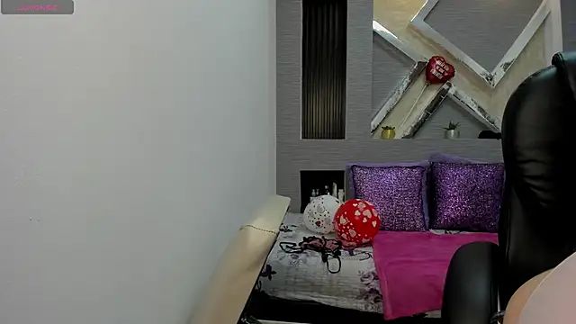 roxana santini online show from October 2025 02:48:01 PM