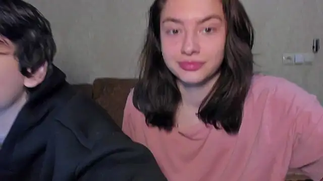 Snapshot of muuur_fam chatting on September 2025 08:44:02 PM muuur fam online show from September 2025 08:44:02 PM