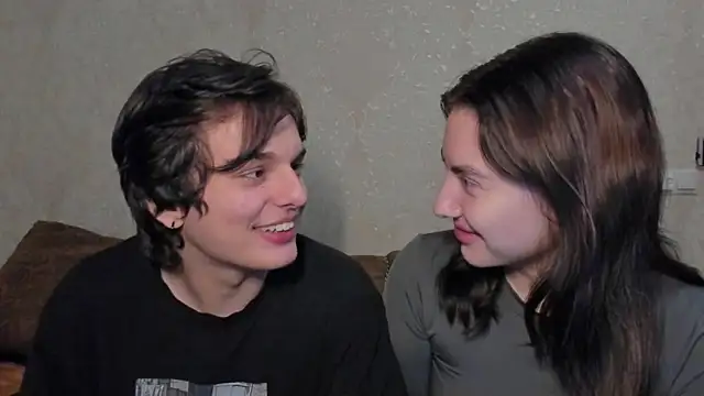 Snapshot of muuur_fam chatting on October 2025 08:06:02 PM muuur fam online show from October 2025 08:06:02 PM