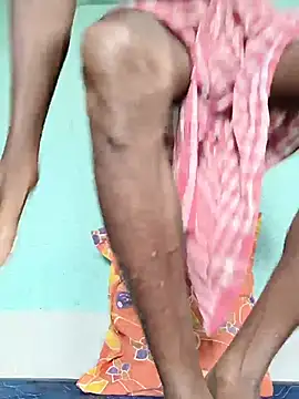 Snapshot of ShinuRoy chatting on June 2026 04:57:01 AM ShinuRoy online show from June 2026 04:57:01 AM